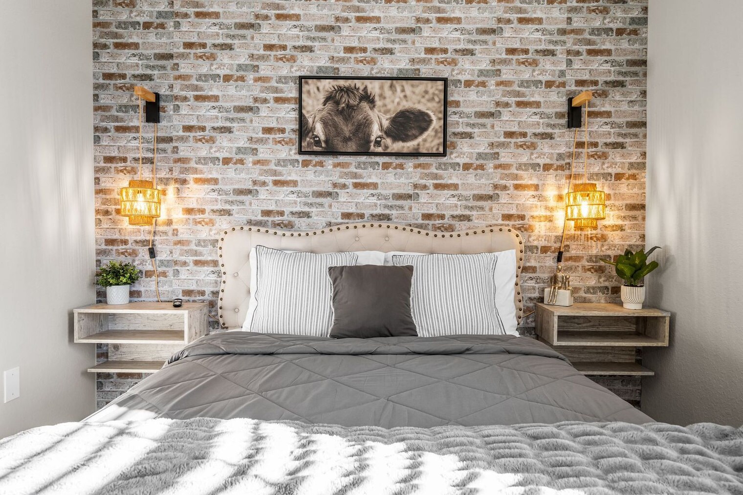 Building Photo - 9874 Montague St