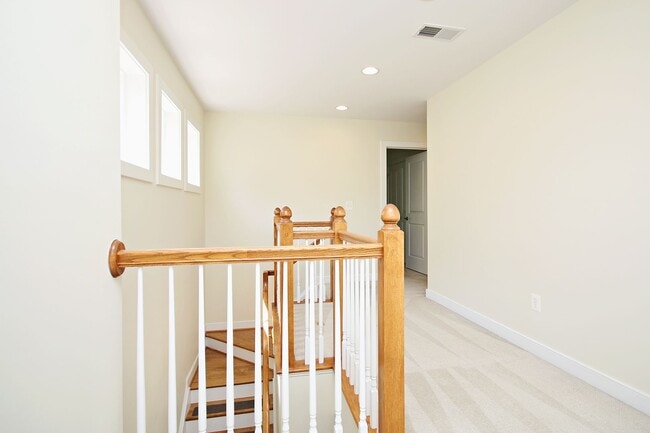 Building Photo - Dog-Friendly Brookwood Home Near UVA Medical Center & Downtown