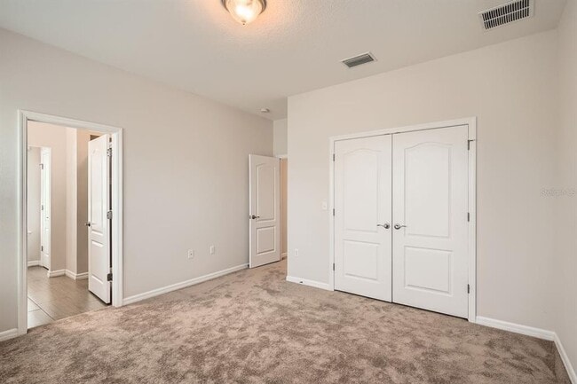 Building Photo - 7001 Interbay Blvd