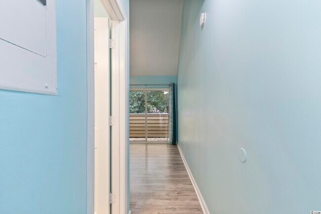 Building Photo - 421 Cambridge Cir