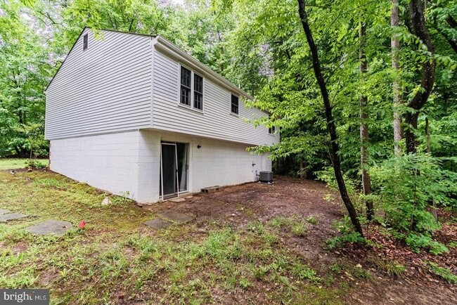 Building Photo - 5146 Bradfield Dr