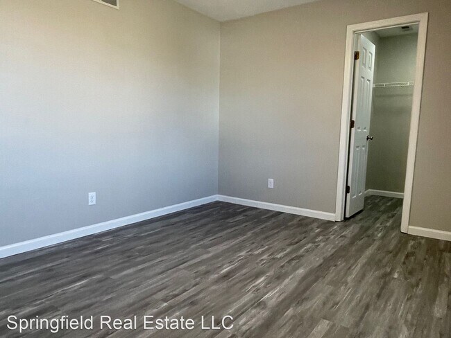 Building Photo - 3 br, 2.5 bath House - 4616 Lily Lane