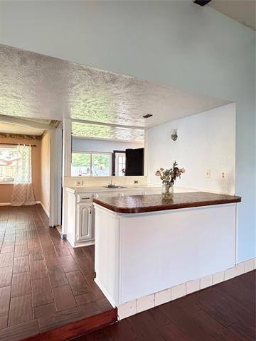 Building Photo - 4300 Campion Ln
