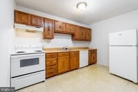 Building Photo - 2120 Bellemead Ave