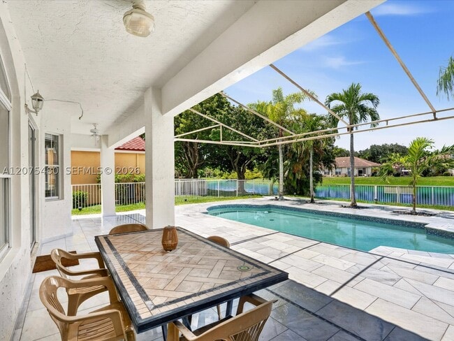 Building Photo - 1800 NW 78th Ave