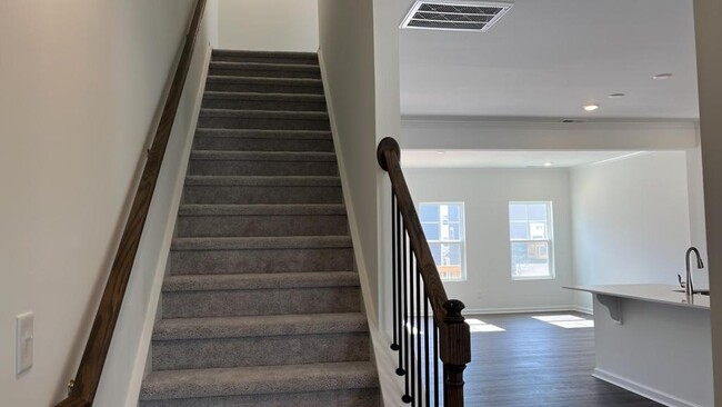 Building Photo - 836 Basswood Gln Trl