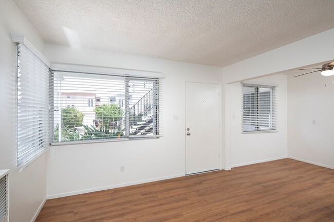 Building Photo - Spacious 1 Bedroom with Parking | Just One...