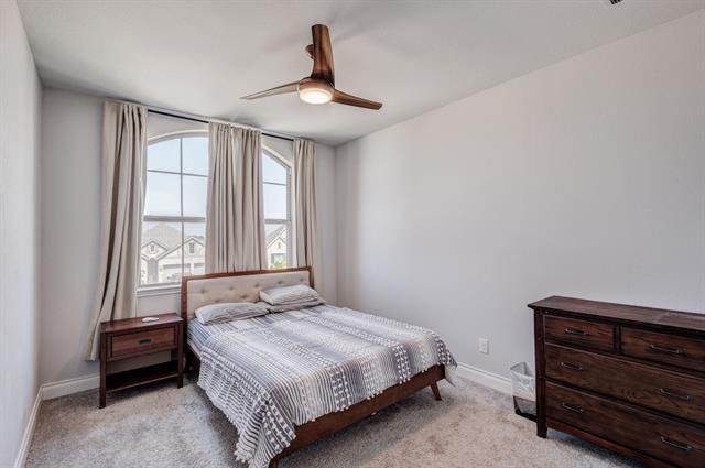 Building Photo - 830 Knoxbridge Rd