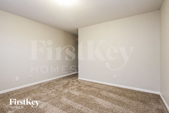 Building Photo - 3265 Blue Ash Ln