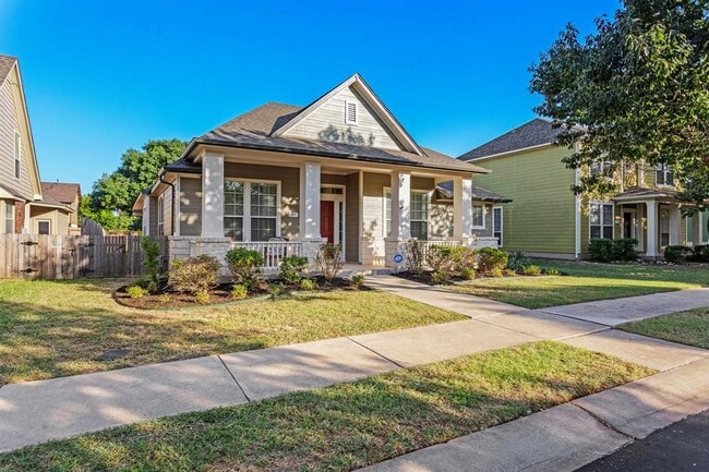 Building Photo - 313 Greenside Ln