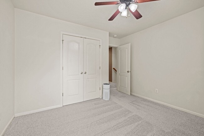 Building Photo - Beautifully Maintained 3-Bedroom Townhome with Bonus Room in Desirable Community