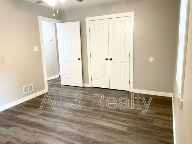 Building Photo - 117 Hill Pine Trail