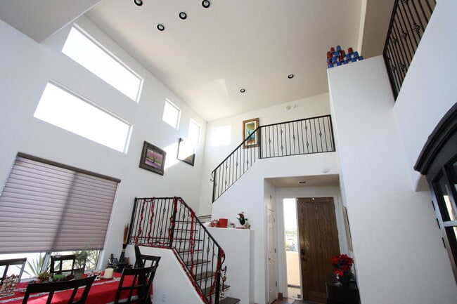 Building Photo - 6502 E Mountain Shadows Pl