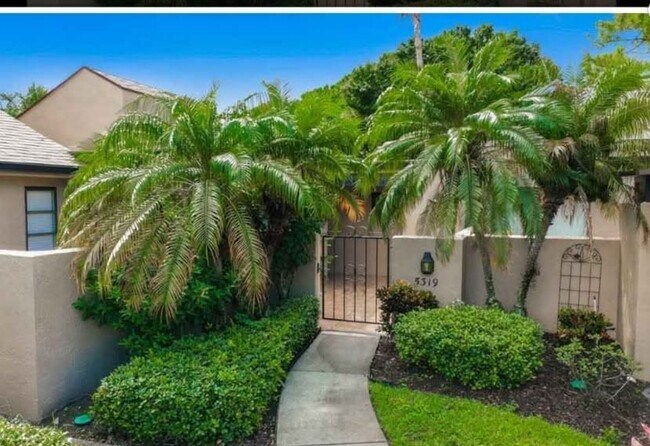 Primary Photo - 5319 Myrtle Wood