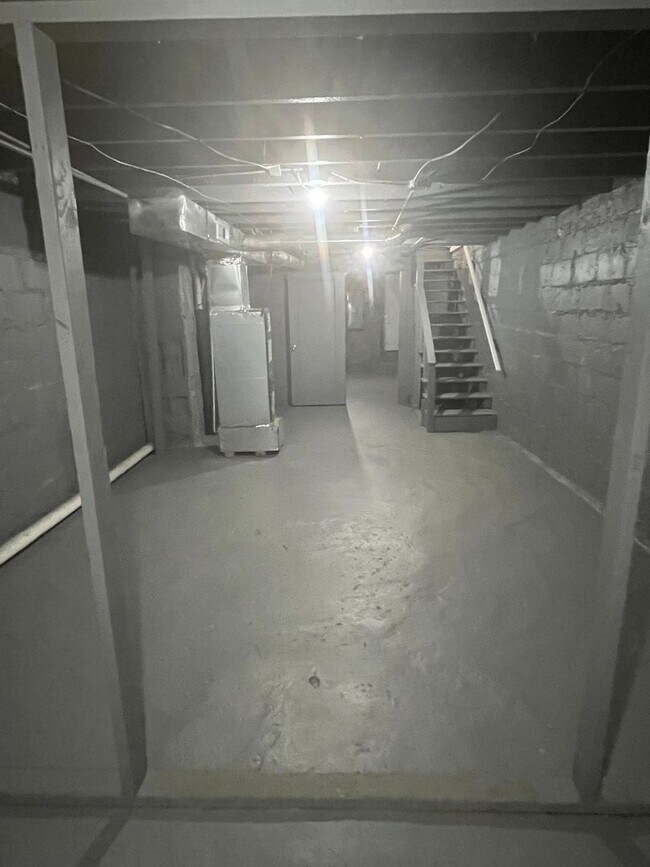 Building Photo - 2809 W Mulberry St