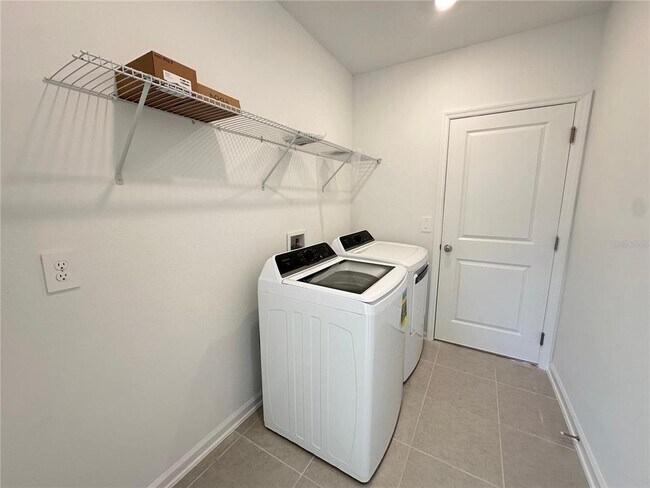 Building Photo - 1456 Loxley Trl