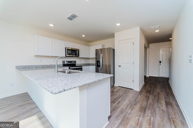 Building Photo - 307 Gazebo Dr