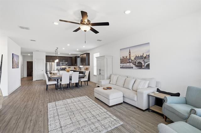 Building Photo - 1008 Elijah Dr