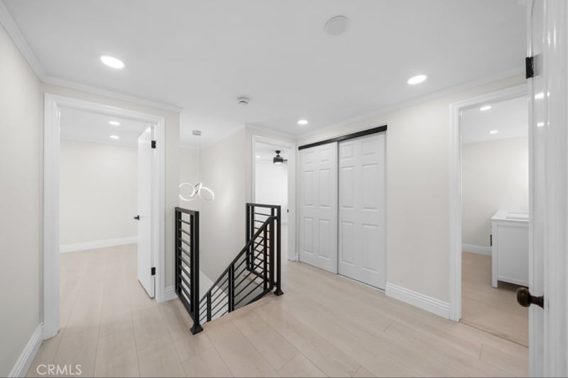 Building Photo - 16401 Mercier Ln