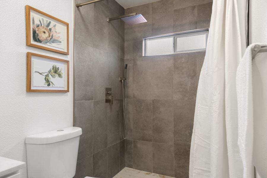 Building Photo - 1337 N Pershing Ave