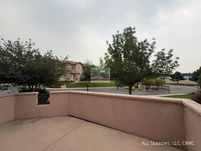 Building Photo - 7002 Sand Crest View