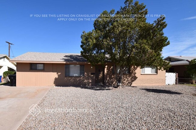 Building Photo - 1754 W 2nd St