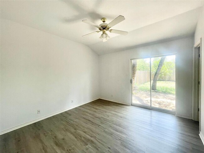 Building Photo - 13344 Water Oak Ln