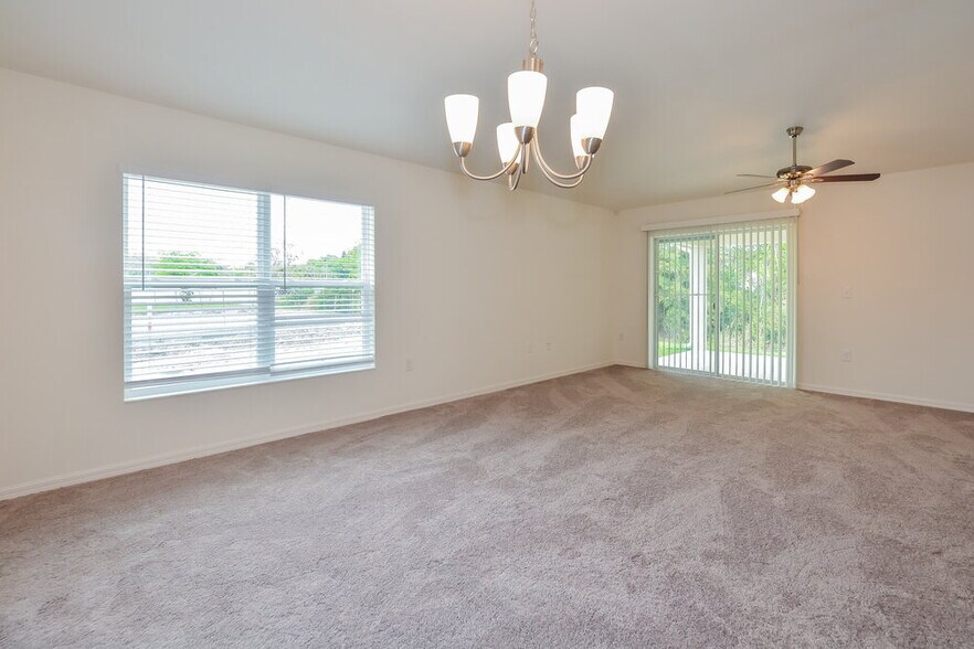 Building Photo - 2284 Twin Flower Ln