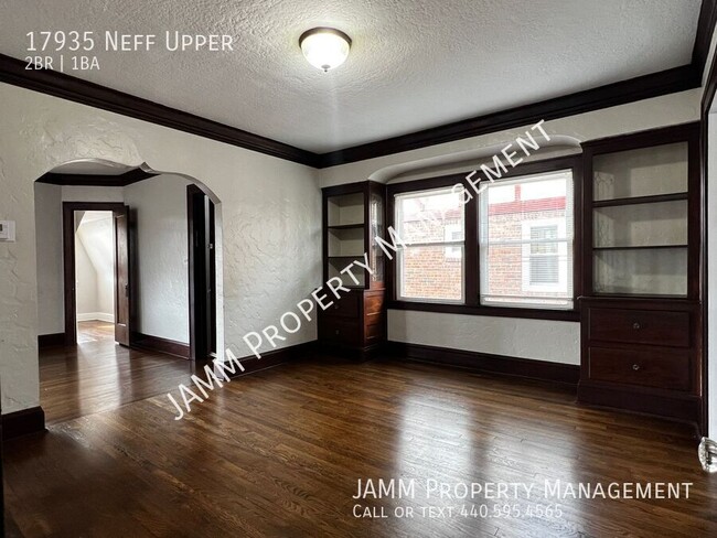 Building Photo - 2-Bedroom Duplex apartment in Cleveland!!