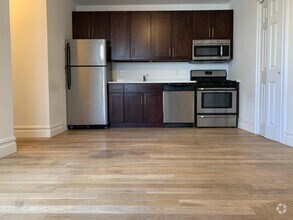 Building Photo - 1 bedroom in ASTORIA NY 11105