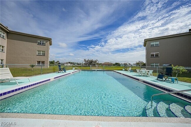 Building Photo - 3100 Harbor Blvd