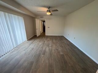 Building Photo - 423 4th Ln