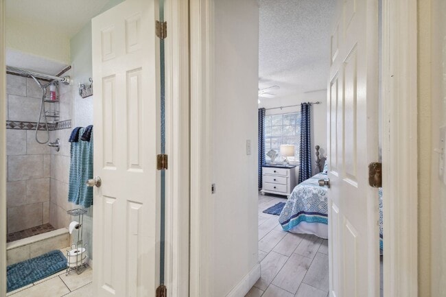 Building Photo - ***PRIVATE HEATED POOL*** Beautiful, Fully-Furnished 3-Bedroom Home Available April 1, 2026!   **...