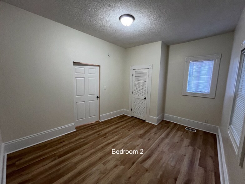 Building Photo - 1636 Hoyt Ave