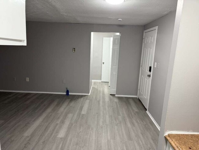 Building Photo - 13540 Superior Ave