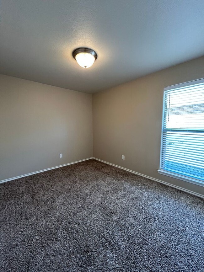 Building Photo - Beautiful Home in North Park!!