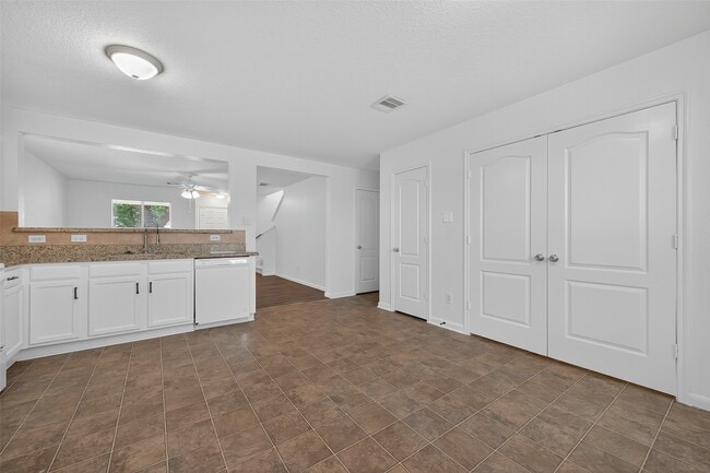 Building Photo - 19410 Bold River Rd