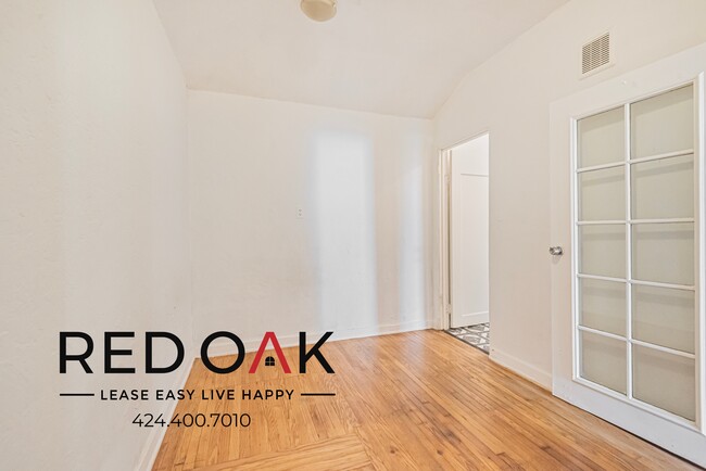 Building Photo - 661 Cloverdale Ave