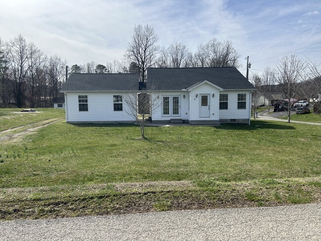 Primary Photo - 253 Mount Morgan Rd