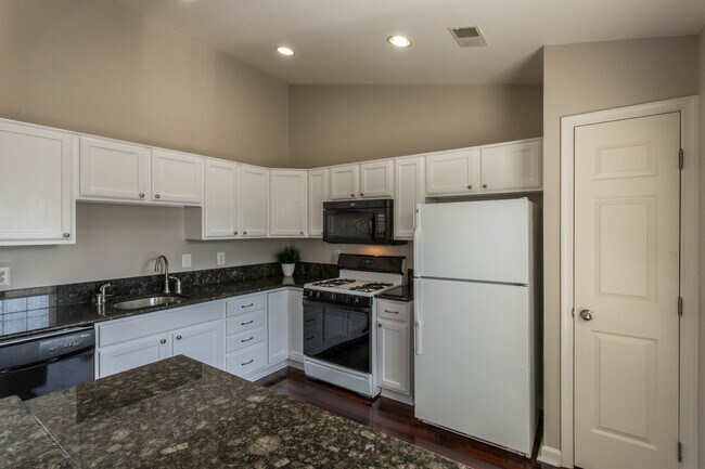 Building Photo - 7507 Snowpea Ct