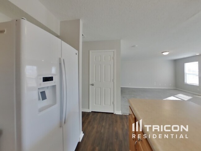 Building Photo - 11451 Water Birch Dr