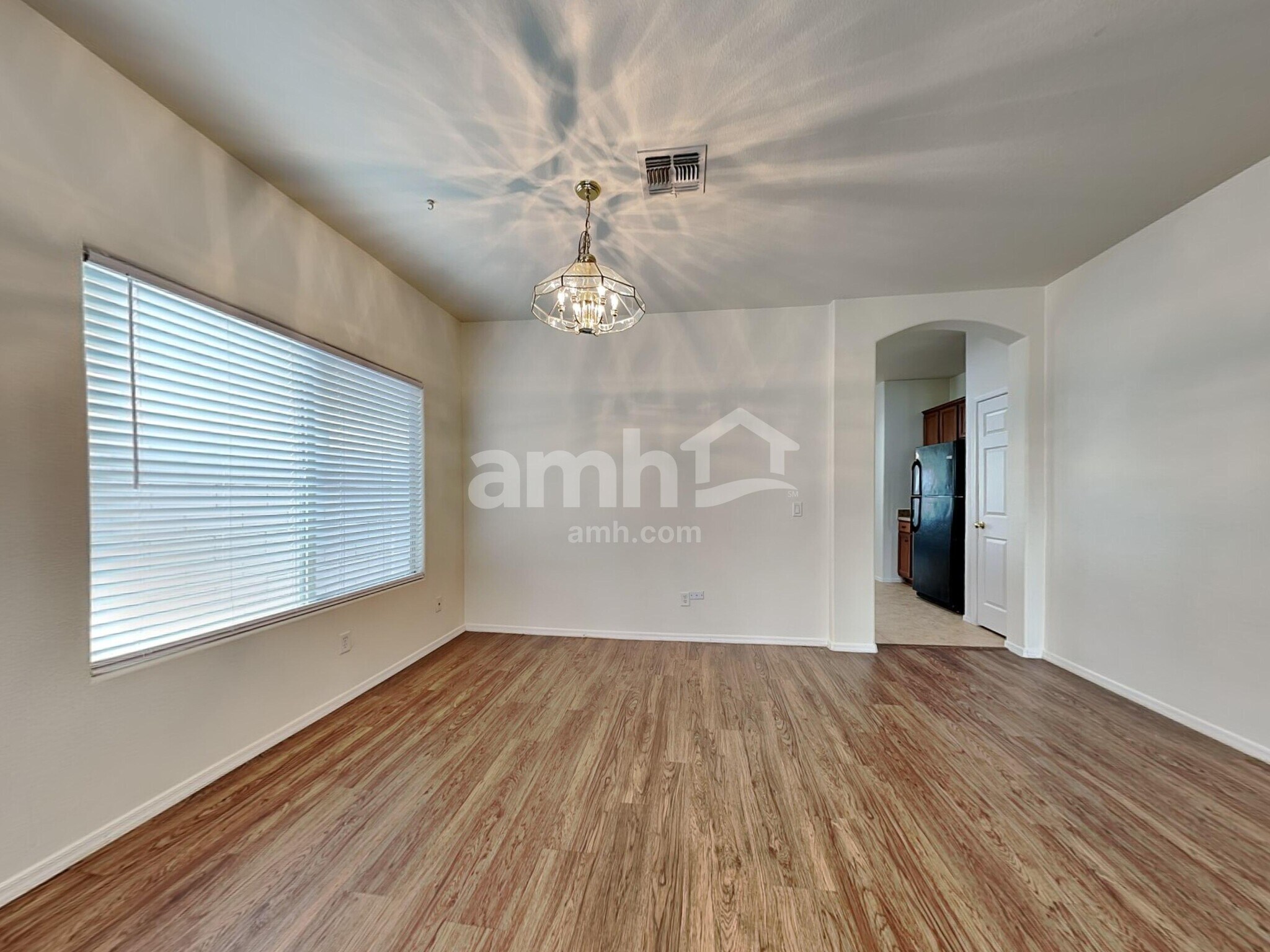 Building Photo - 14610 W Acapulco Ln