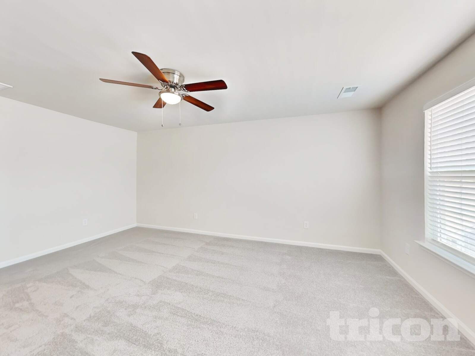 Building Photo - 112 Fennec Dr