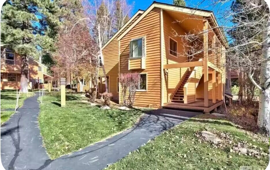 Building Photo - 120 Village Blvd