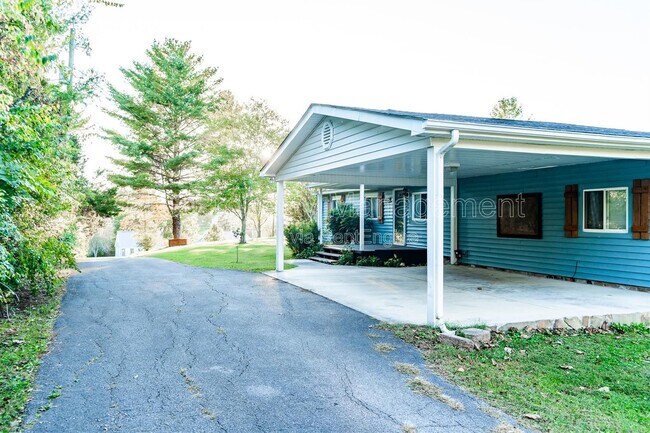 Building Photo - 1732 Dry Gap Pike