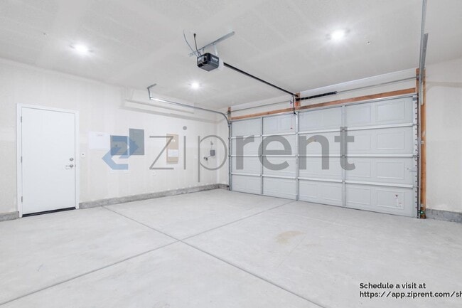 Building Photo - 7041 Nystrom Wy