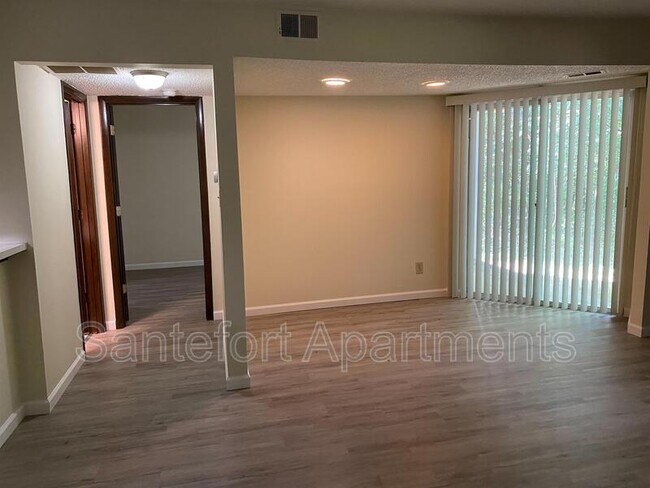 Building Photo - 5411 Haymeadow Ln
