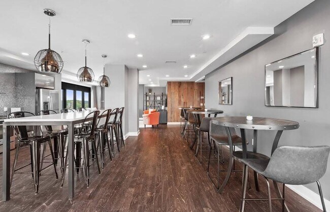 Building Photo - 1038 John F. Kennedy Blvd