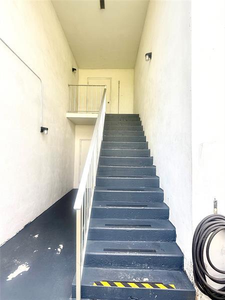 Building Photo - 4821 NW 22nd Ct