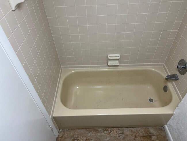 Building Photo - 3223 NW 102nd Terrace